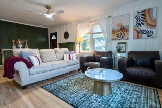 Fern Landing - Peaceful, spacious, modern, firepit - 2
