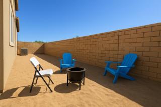 #Marbella Lane - Spacious 4BR Modern Family Home! - 0