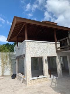 Beautiful Beachfront Villa With Private Pool and Bar Fully Staffed - 0