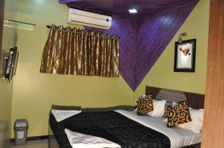 Hotel Planet Plaza - Bombay - 2