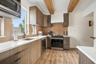 The Adelynn - 5BR Modern Luxury - Central Spot - 8