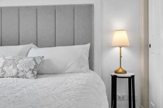 Adina Hotel Inspired 1Bedroom Apt wCity Views M12 - 4
