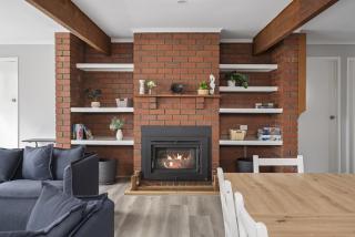 Family Retreat with Fireplace and Garden Views - 9