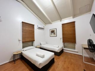 big group house Westbourne park - 2