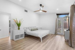 Altamonte Springs Retreat Fenced Yard & Workspace - 3