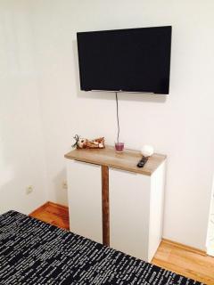 Bellus Apartment-COMPLETELY RENOVATED - 2