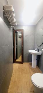 Beachfront 4-bedroom home in Kaprovani pine forest - 1