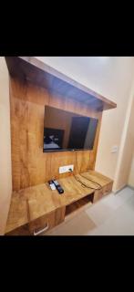 Hotel Vrindavan - The Premium Krishivaa - Near Prem Mandir - Chaar Dhaam - - Vrindāvan - 8