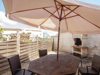 Luxury apartment with terrace - Saint-Preuil - 0