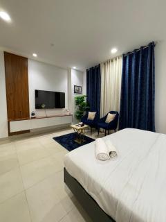 Penta Square DHA Sapphire Studio Apartment - 7