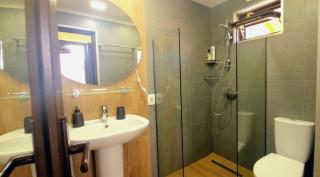 Beachfront 4-bedroom home in Kaprovani pine forest - 6