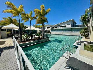 Narli Shores -1-Bedroom Unit, Spa Bath and Lagoon Pool, Minutes From the Beach! - 6