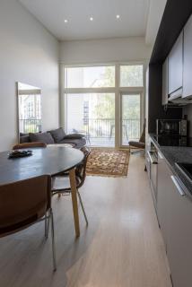 Modern City Apartment - 5