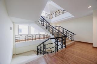 RedDoorz Plus near Ferry Terminal Batam Center - 4