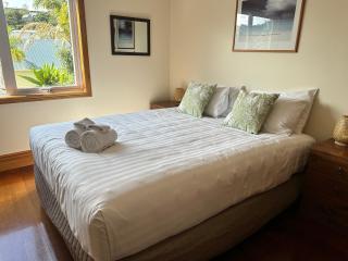 Russell Harbour Apartment - 4