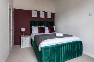Modern 3-bed Stay Great For Workers & Families - 4