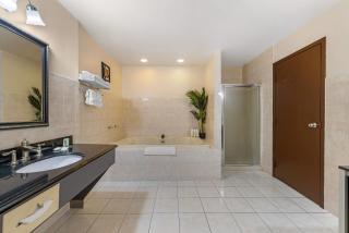 Quality Inn - Niagara Falls Blvd - 1