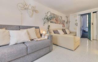 Apartment in the historic center, old charm - 9
