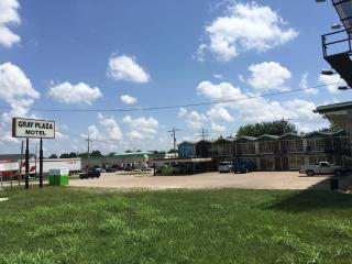 Gray Plaza Motel, Marion IL - Marion - 0
