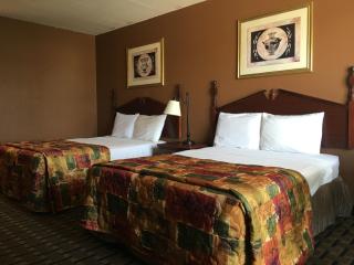 Gray Plaza Motel, Marion IL - Marion - 1