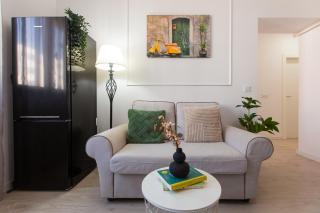 Modern Studio Retreat - Ivory Residence - 9