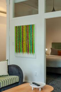 Modern 2-Bedroom Central City Apartment - 5
