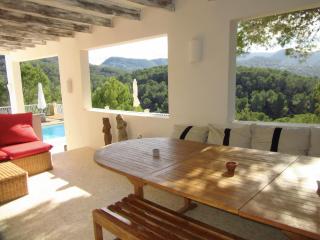 Villa in Cala Tarida with Private Pool & Sea View - 8
