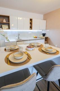 MIONIK Home - 4