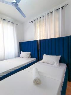 Two bedroom with 3 beds-Bamburi,Mombasa - 2