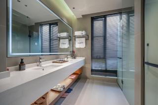 Floral Hotel Dongbi Yingui Designer Inn - 4