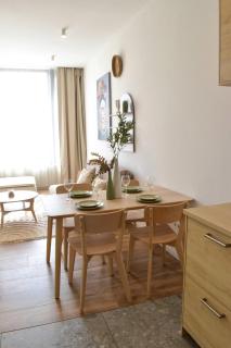 Industrial Stay in Apollo Residence w free parking - 8