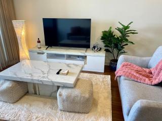 Luxury Couples Beachfront Escape - Newcastle Beach - Full Apartment - 1