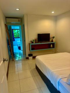 Coco Mountain View Guest House Hotel - 9