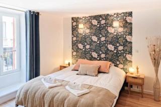 ELEGANCE in the heart of the old town 4 - 4