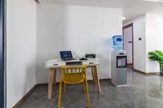newly furnished two bedroom apartment with swimming pool, fully equipped gym, private parking space,children playground and unbeatable scenic city views - 9