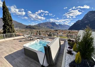 Attico Sky Lake Holiday Luxury Apartament - 8