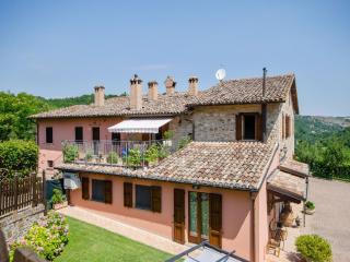 Pet-Friendly Villa with Pool - 6