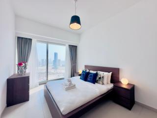 Urban Oasis 1BR Apartment in Gate Towers - 8