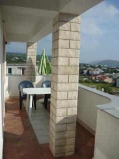 Nette Ferienwohnung In Barbat Mit Whirlpool, Grill Und Garten - 8