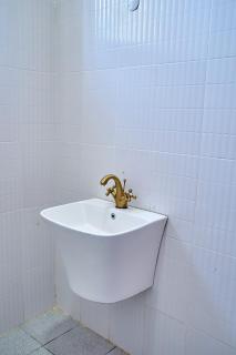 Elegant Dar Suburb Hideaway - Dar es Salaam - 6