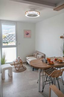 Beachfront cocooning getaway - 6