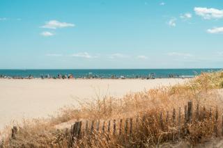 Beachfront cocooning getaway - 1