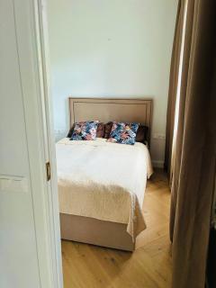 Old Town Riverside Haven - 3