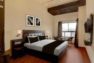 Townhouse Oak Sinhgad Road Crossway Formerly Popular Hotel - Pune - 0
