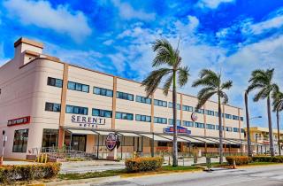 Serenti Hotel Saipan - 9