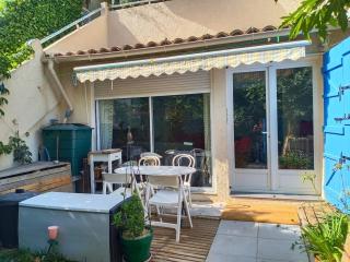 Quiet ground floor, air conditioning, garden, 3 bedrooms, 7 people max - 9