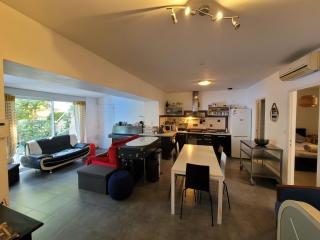 Quiet ground floor, air conditioning, garden, 3 bedrooms, 7 people max - 1