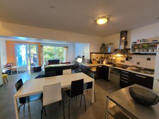 Quiet ground floor, air conditioning, garden, 3 bedrooms, 7 people max - 7