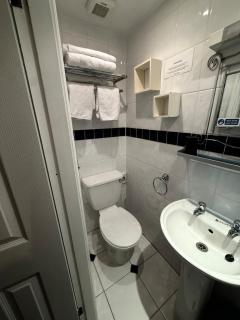 Ash Lea Hotel - 8