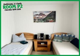 Deine Pension, Multi Room P2, 2-3 beds, 15qm, Check-in 4PM till 5AM - 0